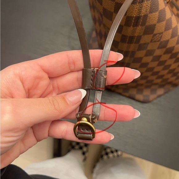 Louis Vuitton Neverfull MM - Picture 10 of 14